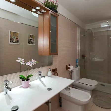 Luxury House With A Private Heated Pool! * アデヘ