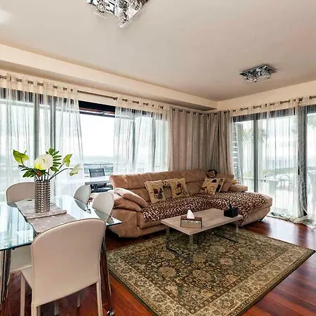 Luxury House With A Private Heated Pool! 別荘 アデヘ